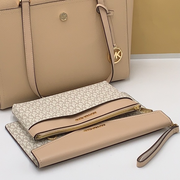 Michael Kors Maisie Large Pebbled Leather 3-in-1 Tote Bag Buff Signature Multi - Picture 13 of 16